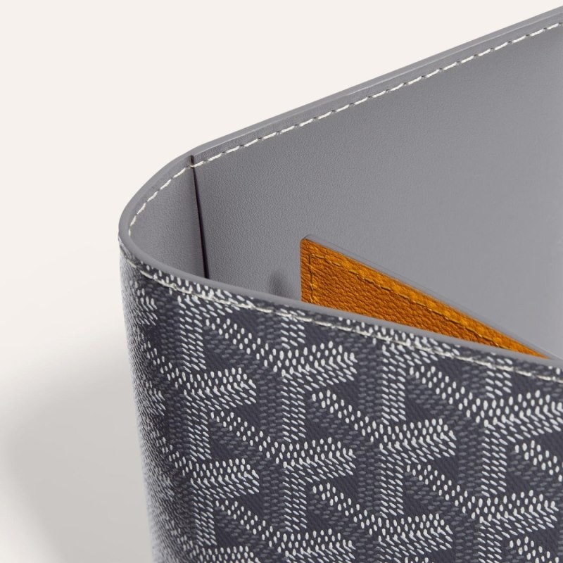 Goyard GRENELLE PASSPORT COVER Grey | WMII2612